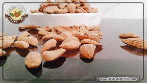 خرید بادام ایرانی از طریق اینترنت