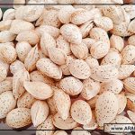 قیمت خرید بادام درختی و ارزش غذایی بادام