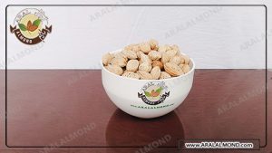 قیمت خرید بادام منقا پوست کاغذی شور