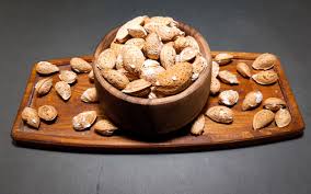 تجارت بادام محب درجه یک ایرانی