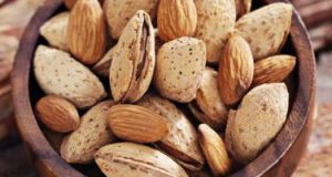 فروشگاه عمده بادام سفید با قیمت مناسب