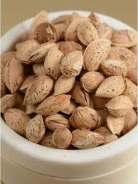 تجارت بادام درختی شهرکرد