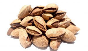 توزیع بادام پوست کاغذی درجه یک