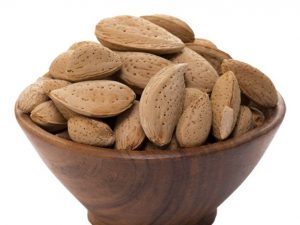 عرضه انبوه بادام سنگی درجه یک