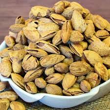 تولید بادام پوست کاغذی با کیفیت