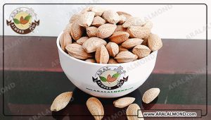 خرید بادام درختی ارزان در اصفهان
