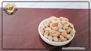 بررسی طبع و خواص انواع بادام درختی