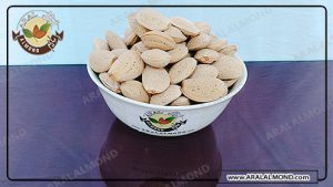 خرید بادام درختی با پوست یا بی پوست+ بهترین قیمت روز